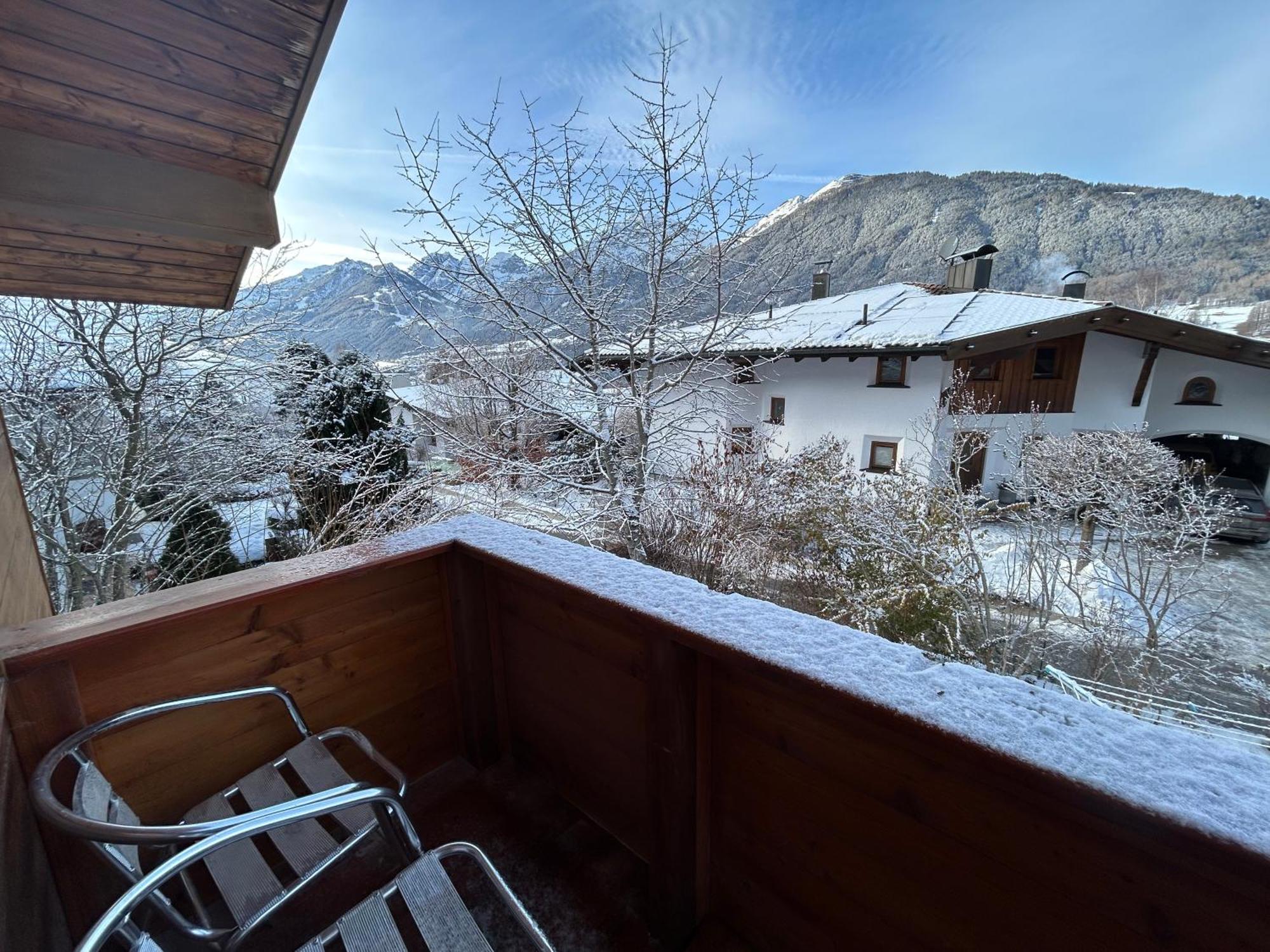 Bijou Guest House มีเดอร์ส ภายนอก รูปภาพ