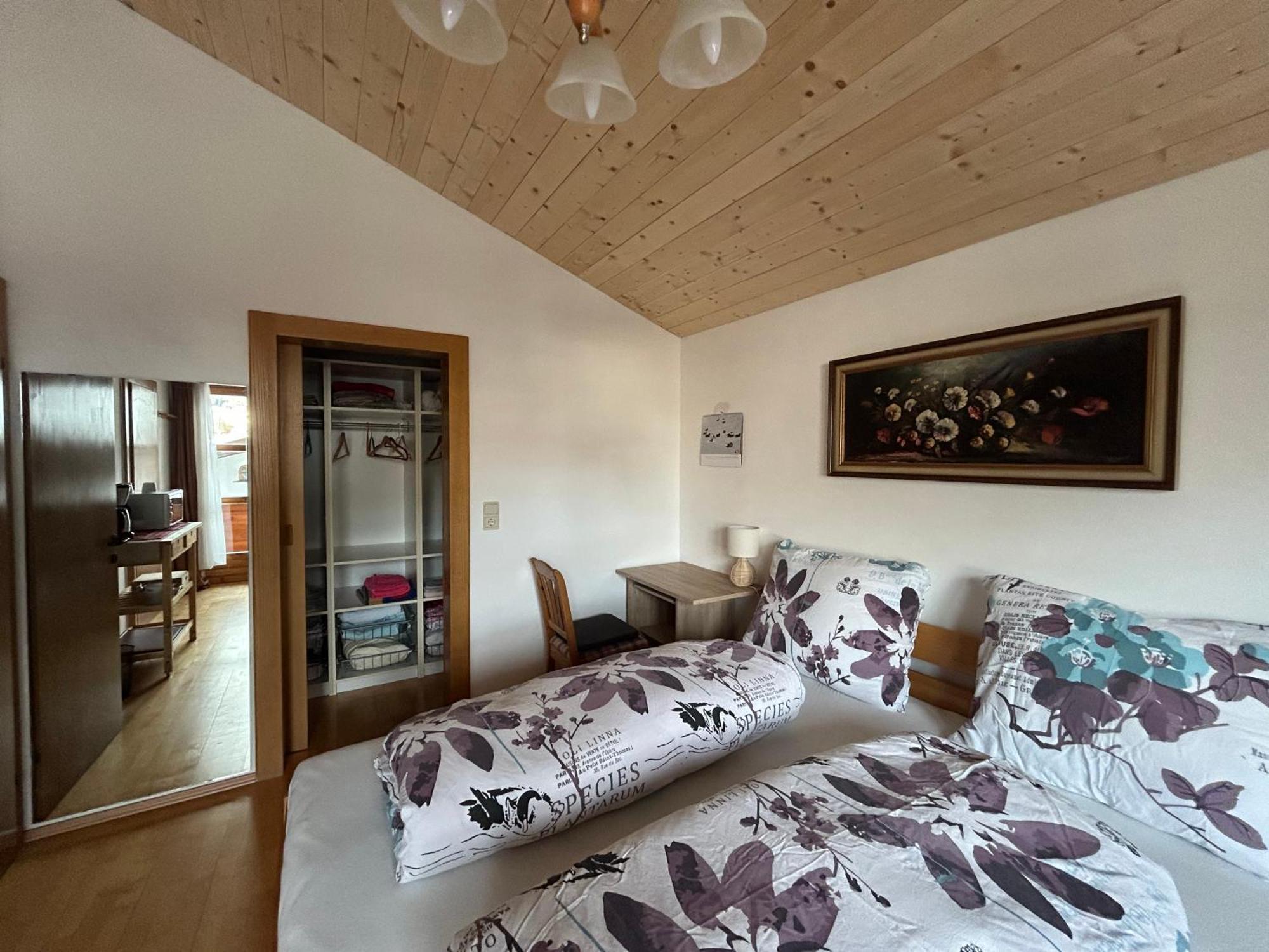 Bijou Guest House มีเดอร์ส ภายนอก รูปภาพ